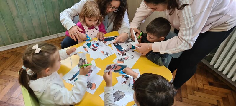 Englishkinder, Gradinita & After School